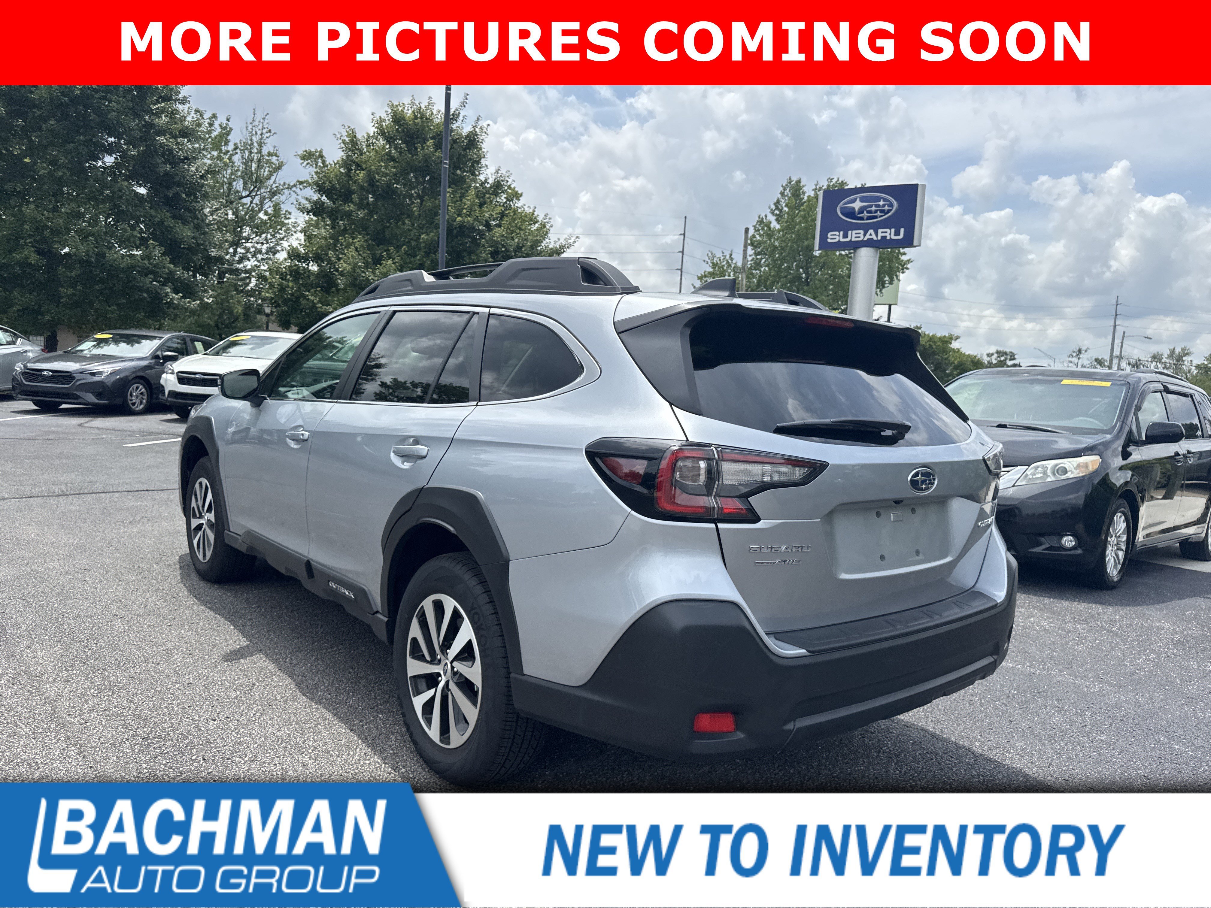 Used 2025 Ice Silver Metallic Subaru Premium image 8