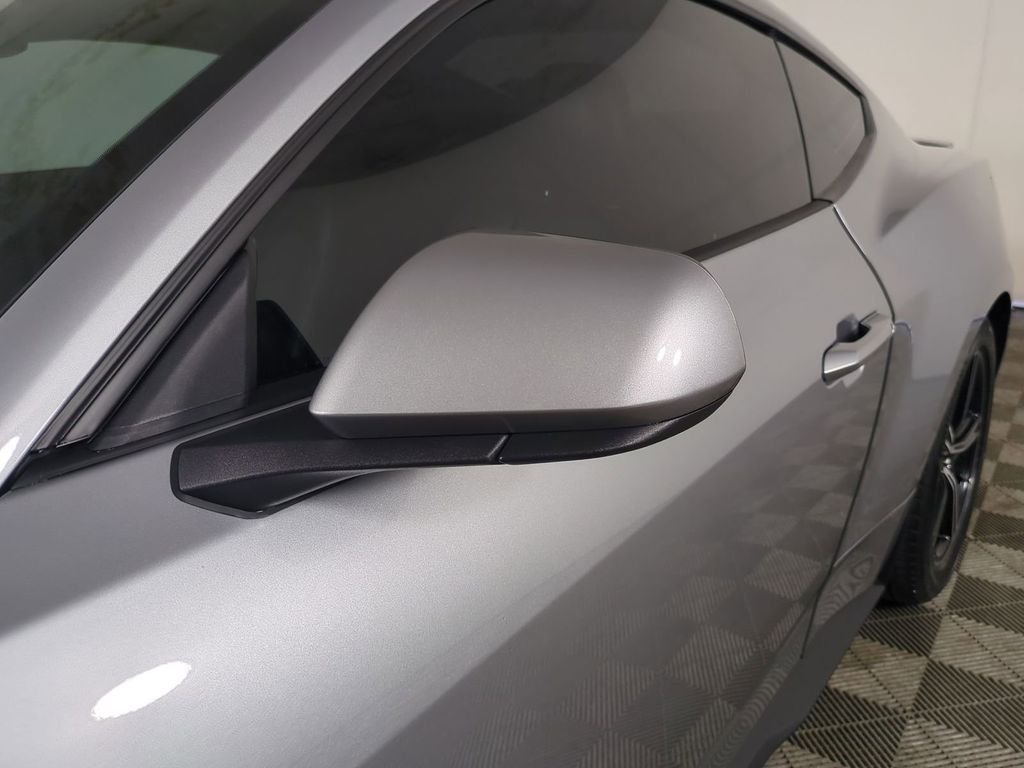 2025 Ford Mustang EcoBoost Premium - Photo 12