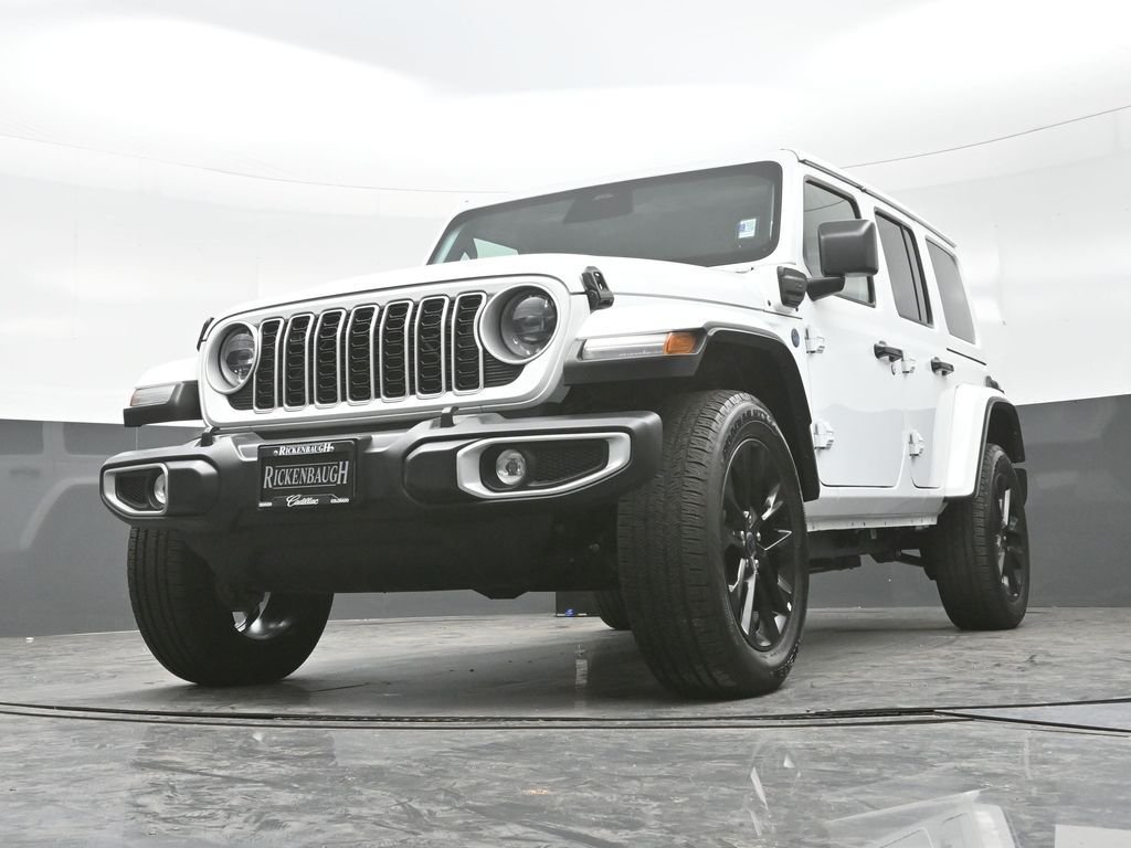 Used 2025 White Jeep Sahara 4xe image 24