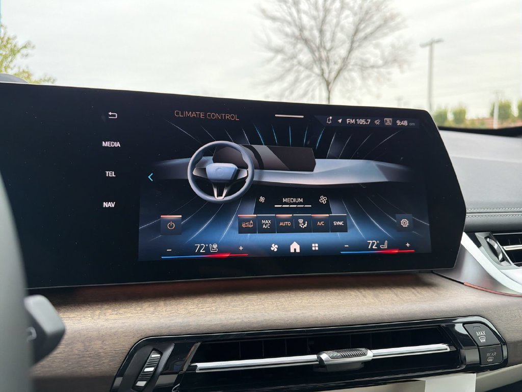 New 2027 Alpine White BMW xDrive28i image 16