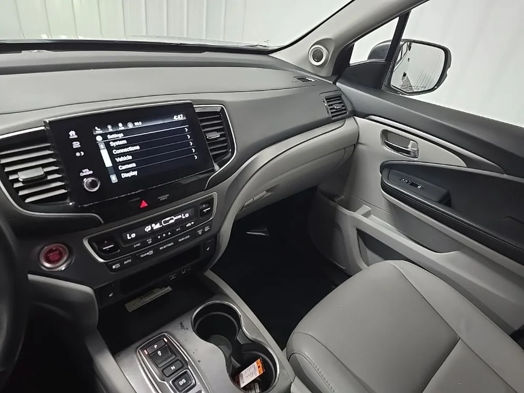 Used 2022 Gray Honda Special Edition image 26