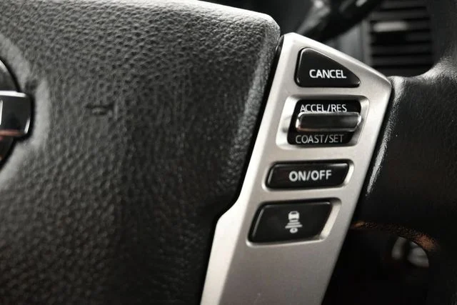 Used 2022 White Nissan SV image 24