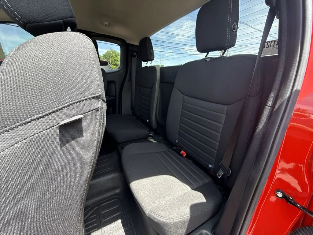 Used 2022 Red Ford XL image 21