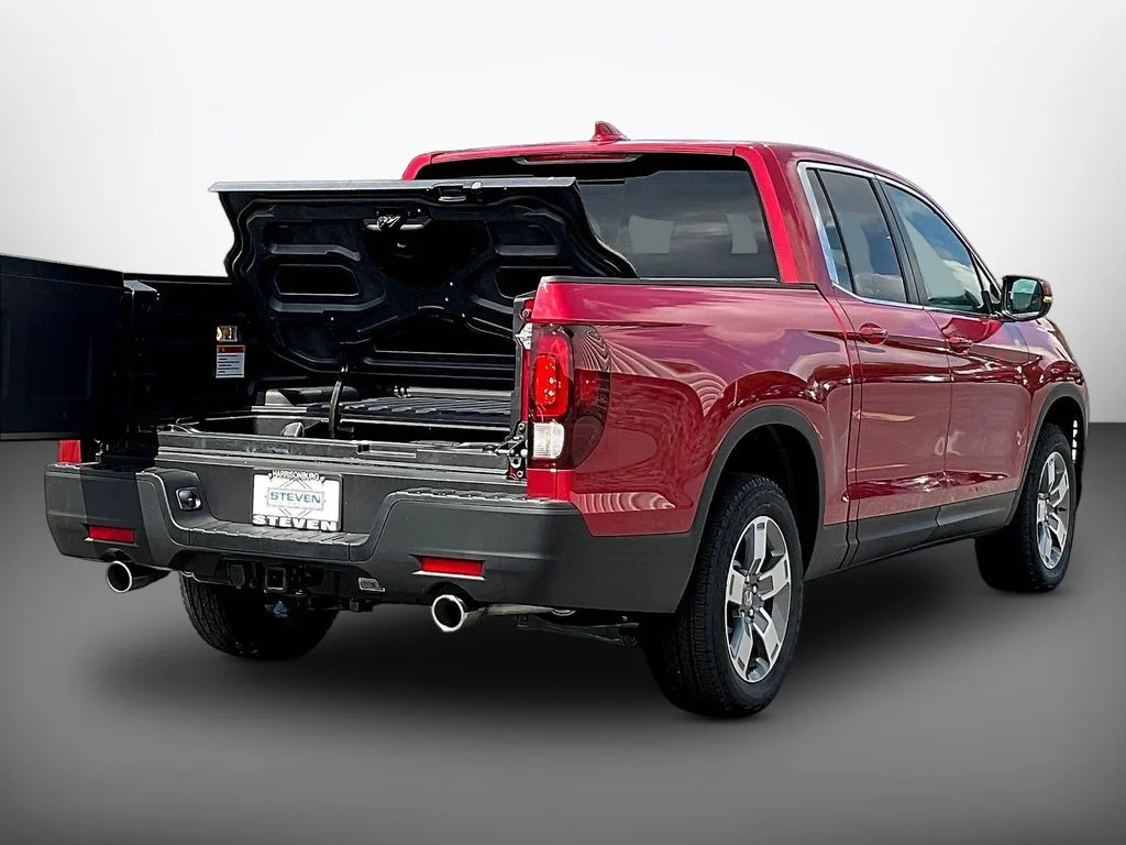 New 2026 Radiant Red Metallic II Honda RTL image 6