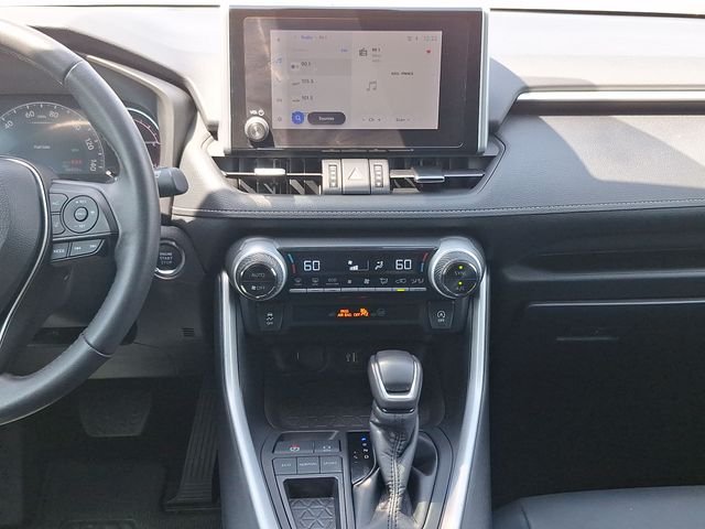 Used 2024 Beige Toyota XLE Premium image 17