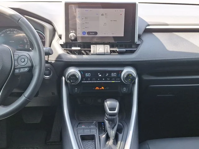 Used 2024 Beige Toyota XLE Premium image 17