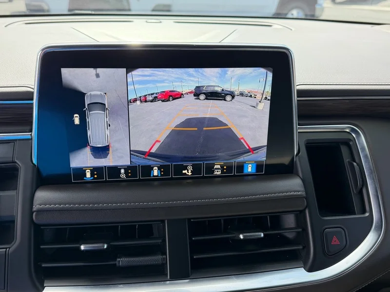 2021 Chevrolet Tahoe Z71 - Photo 11