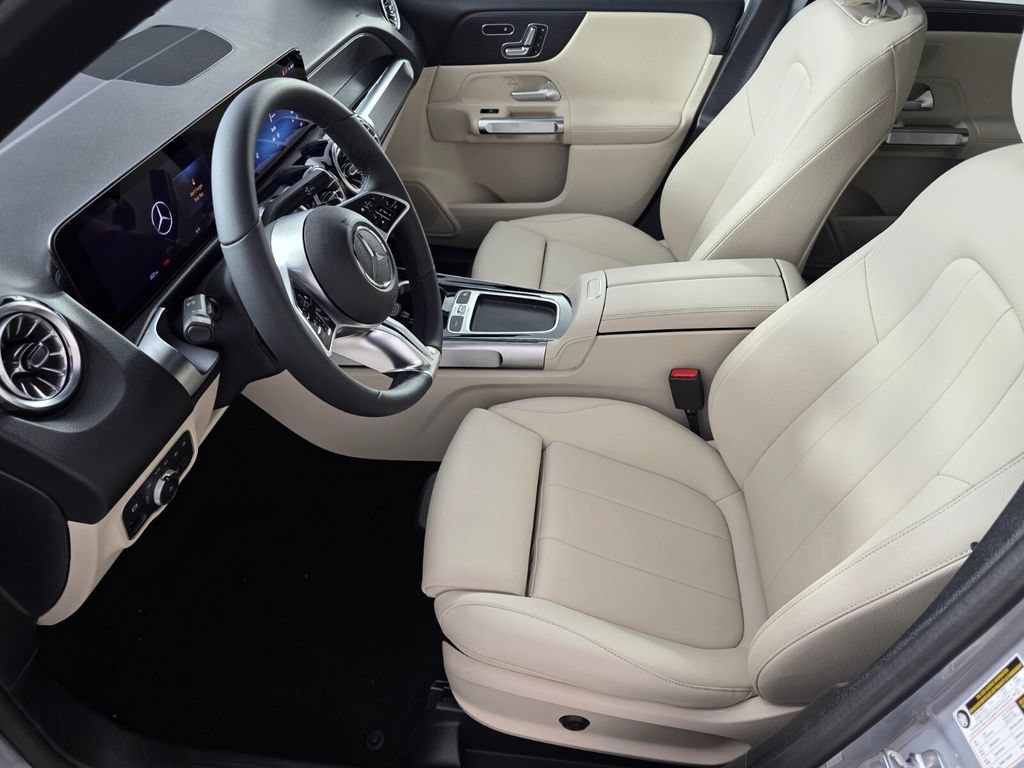 New 2026 Cirrus Silver Metallic Mercedes-Benz GLB 250 image 22