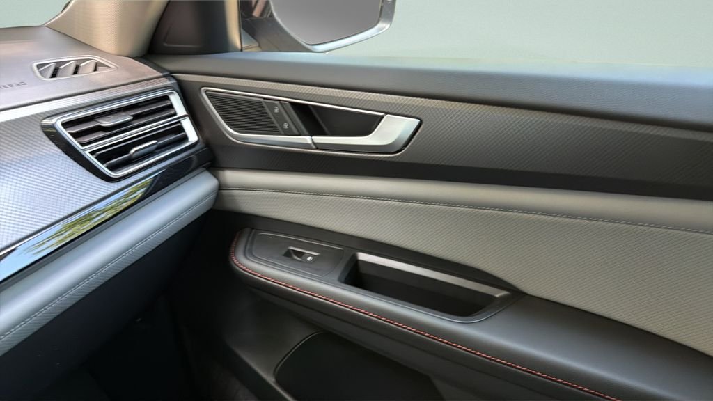 New 2026 Pure Gray Volkswagen 2.0T Peak Edition image 13