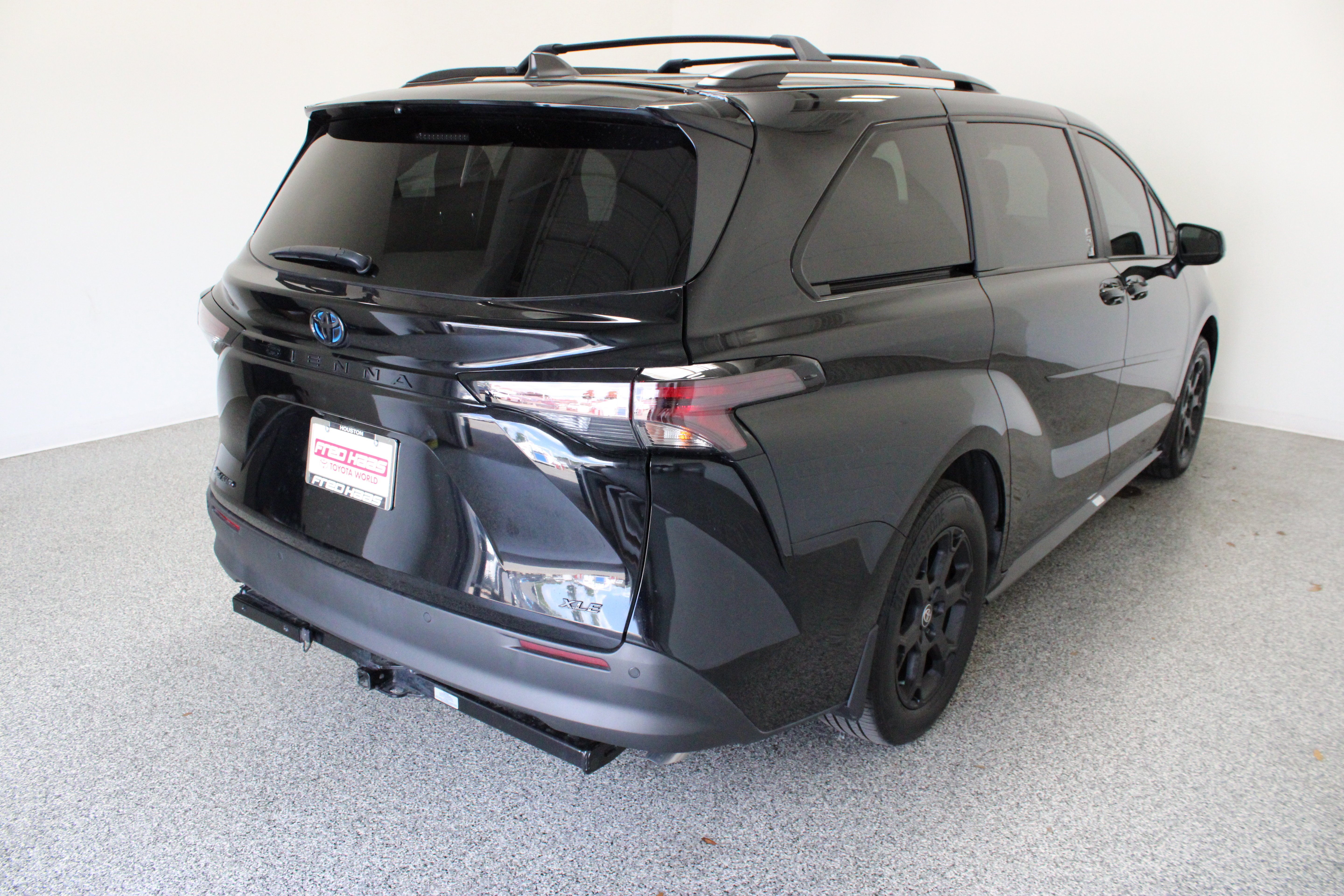 Certified Used 2025 Midnight Black Metallic Toyota Woodland Edition 2.5L/Electric image 7