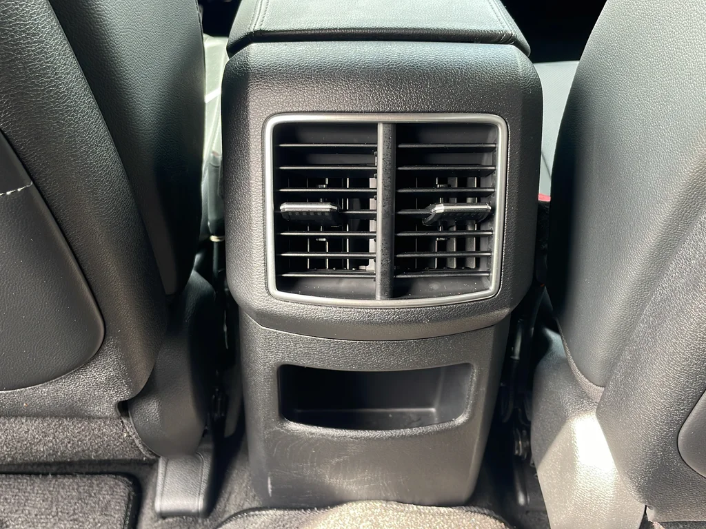 Used 2023 Black Kia X-Pro Prestige image 33