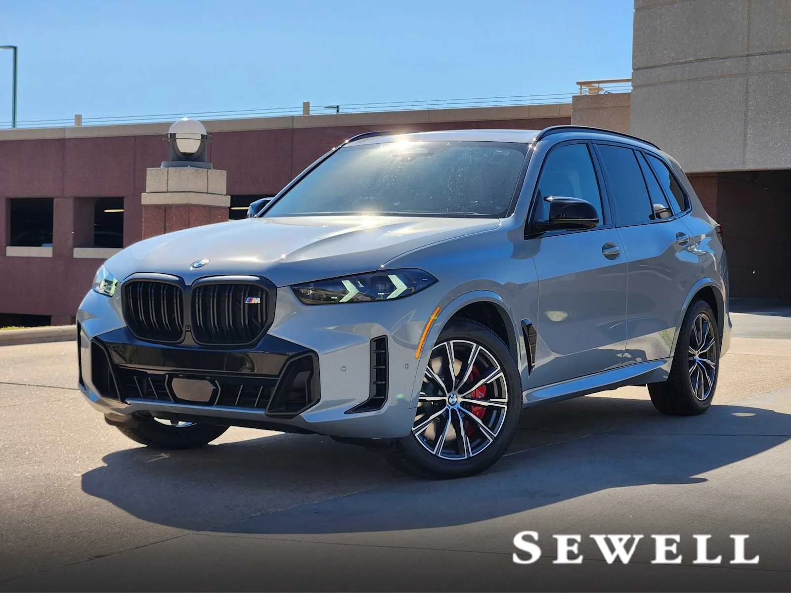 2026 BMW X5 M60i's photo