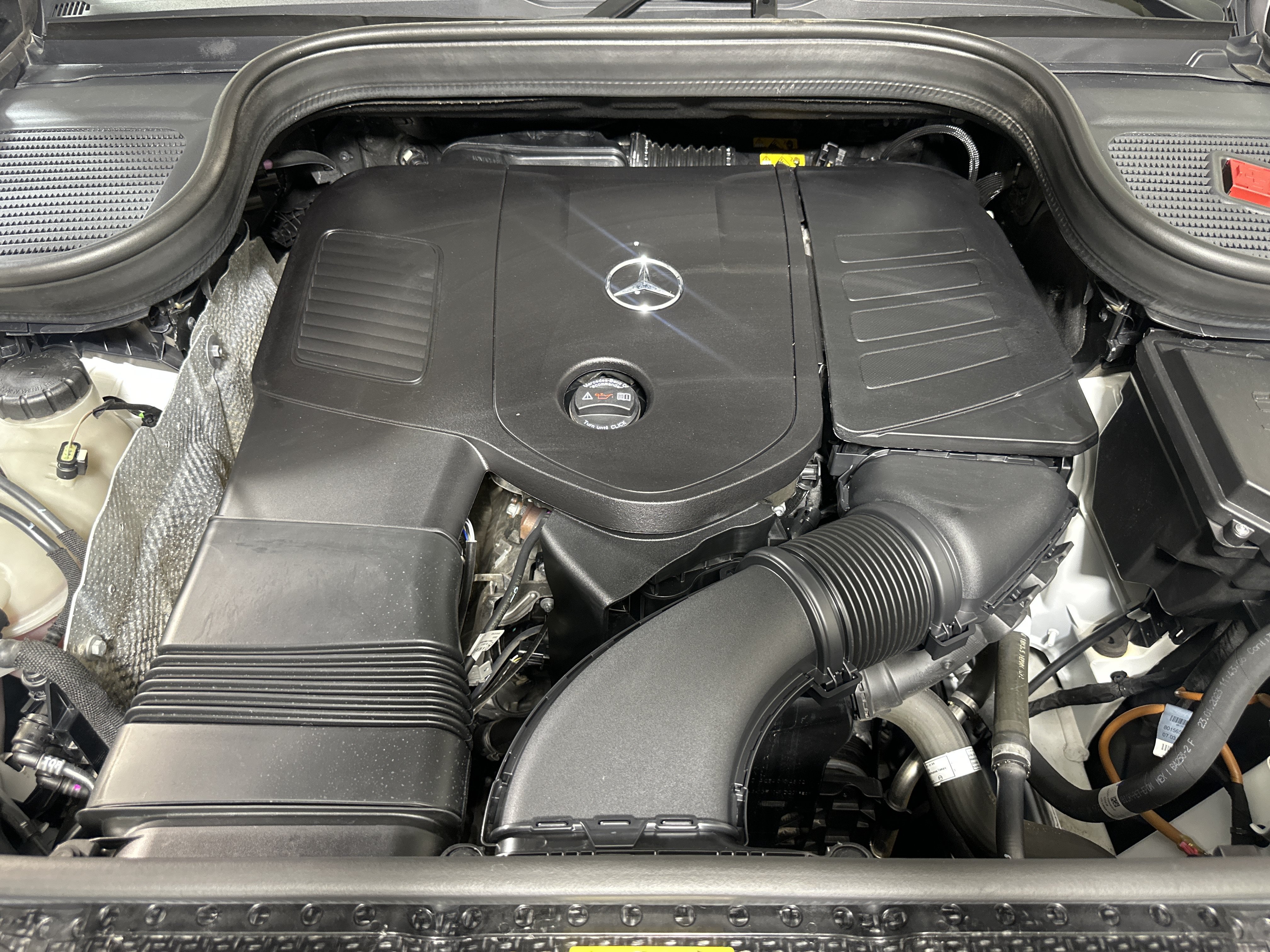 Used 2024 White Mercedes-Benz GLE 350 image 25