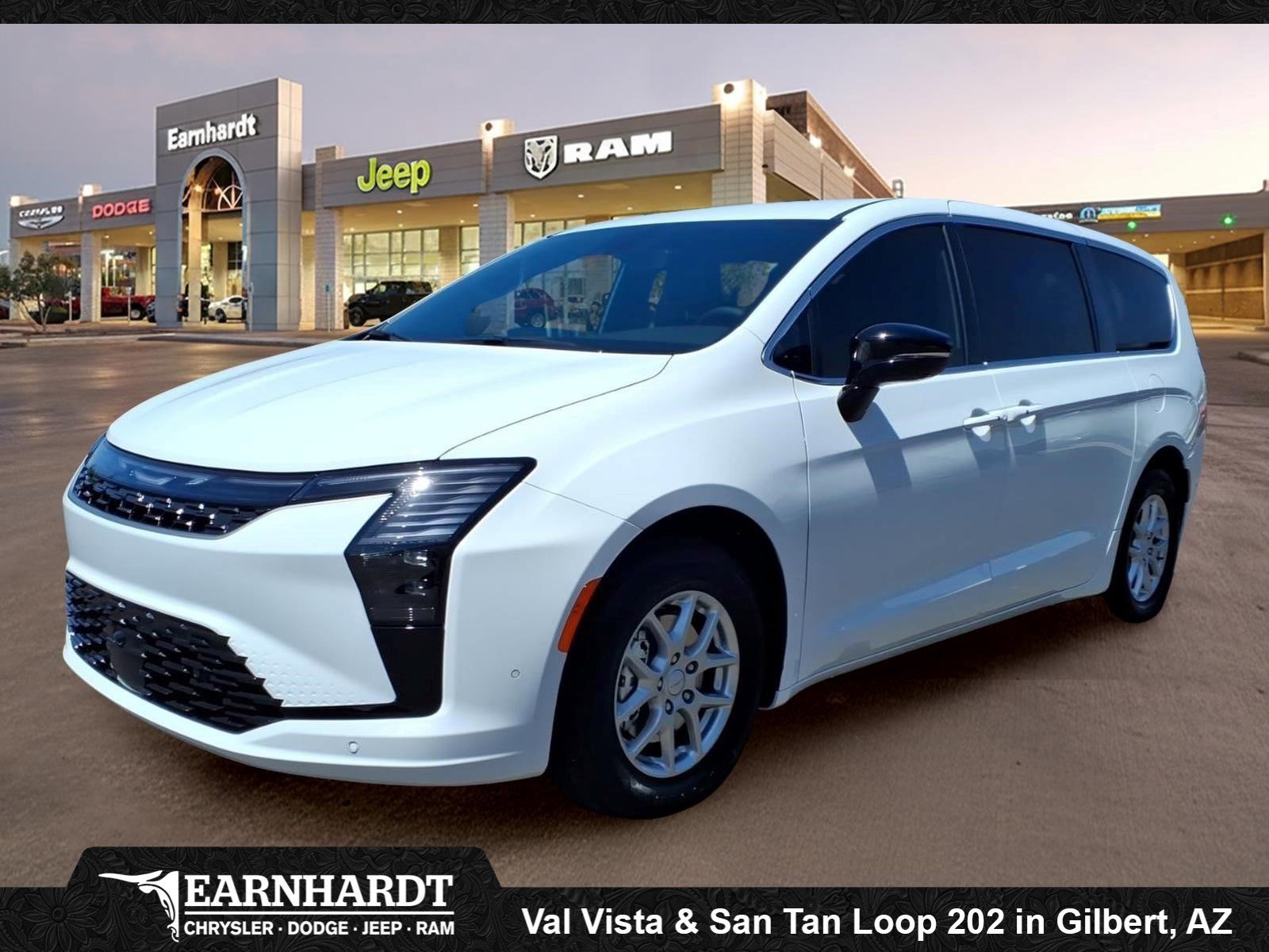 2027 Chrysler Pacifica Select's photo