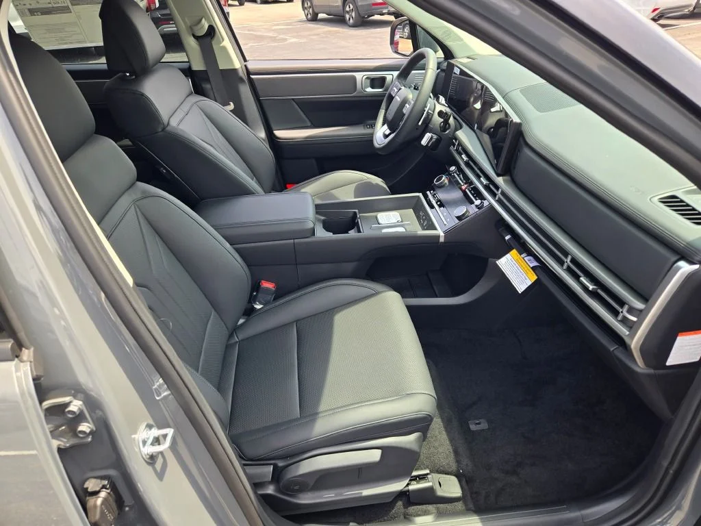 New 2026 Gray Hyundai SEL image 5