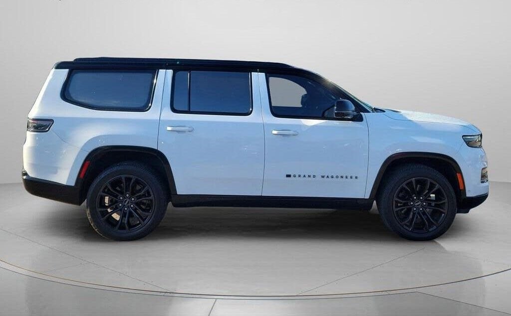 2023 Jeep Grand Wagoneer Series II Obsidian 4WD's photo