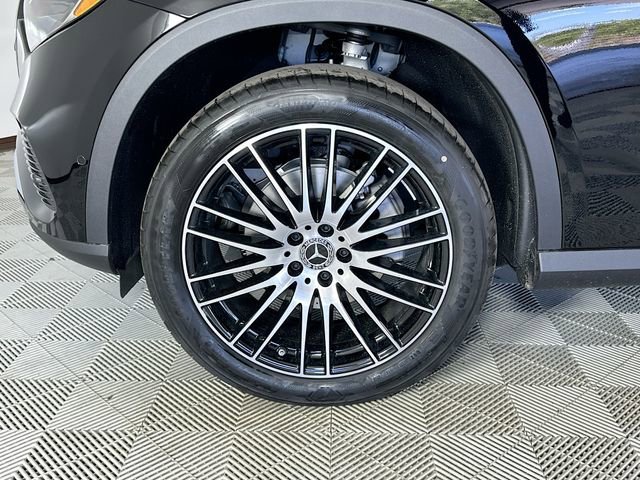 New 2026 Black Mercedes-Benz GLC 300 image 61