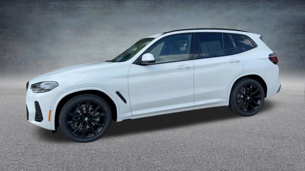 Used 2024 White BMW xDrive30i image 10