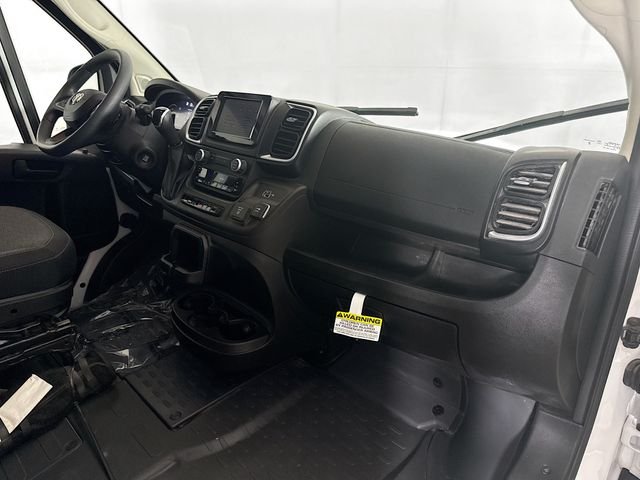 Used 2025 White Ram Low Roof image 20