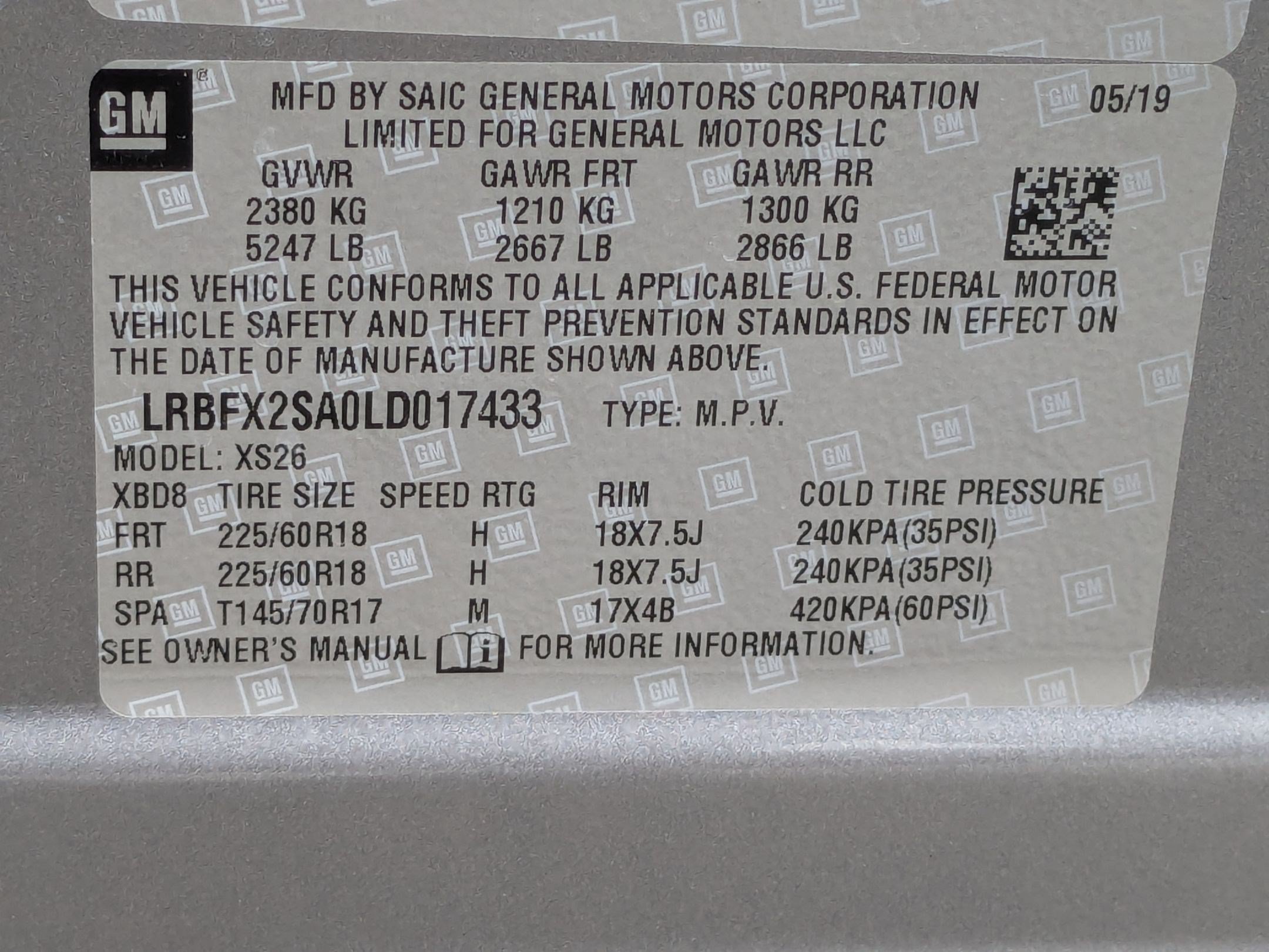 Certified Used 2020 SATIN STEEL METALLIC Buick Essence image 31