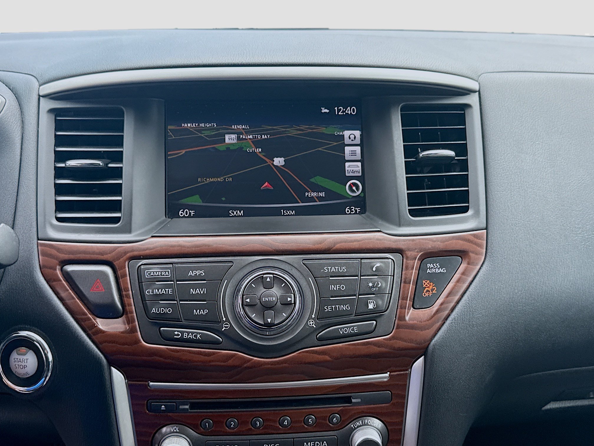 Used 2020 Gun Metallic Nissan Platinum image 10