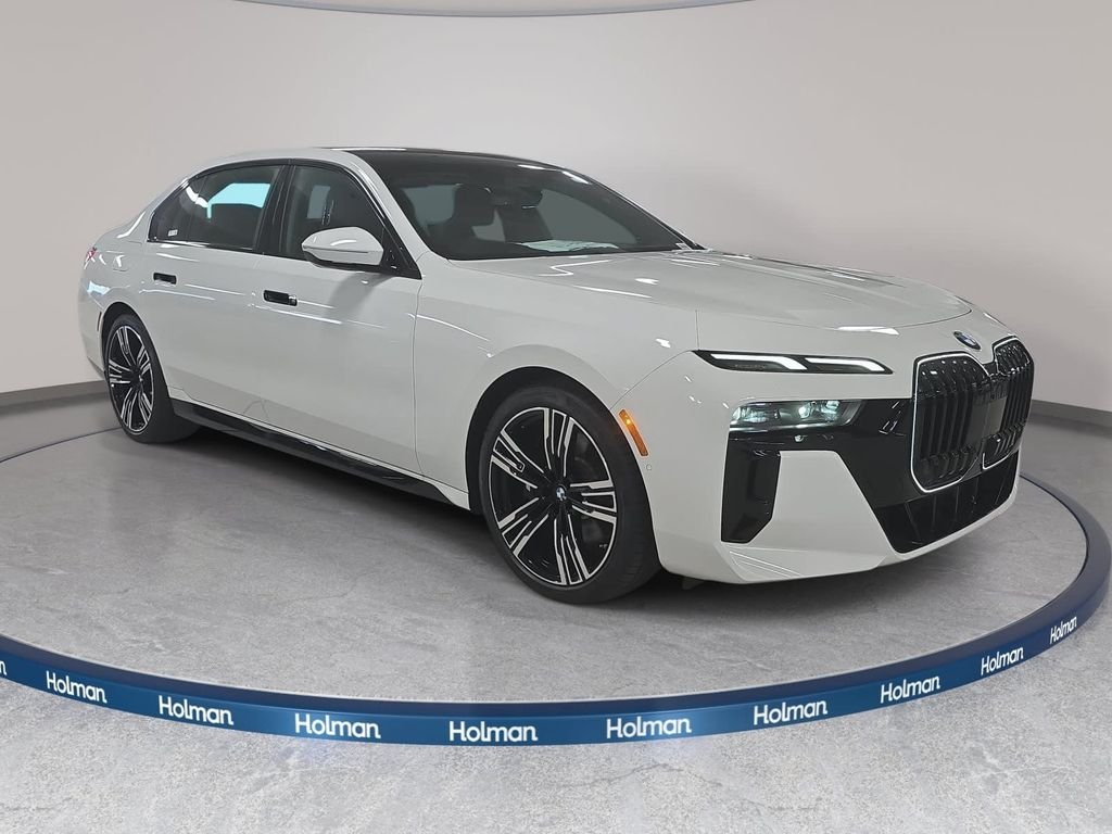 New 2026 Alpine White BMW 760i xDrive image 3