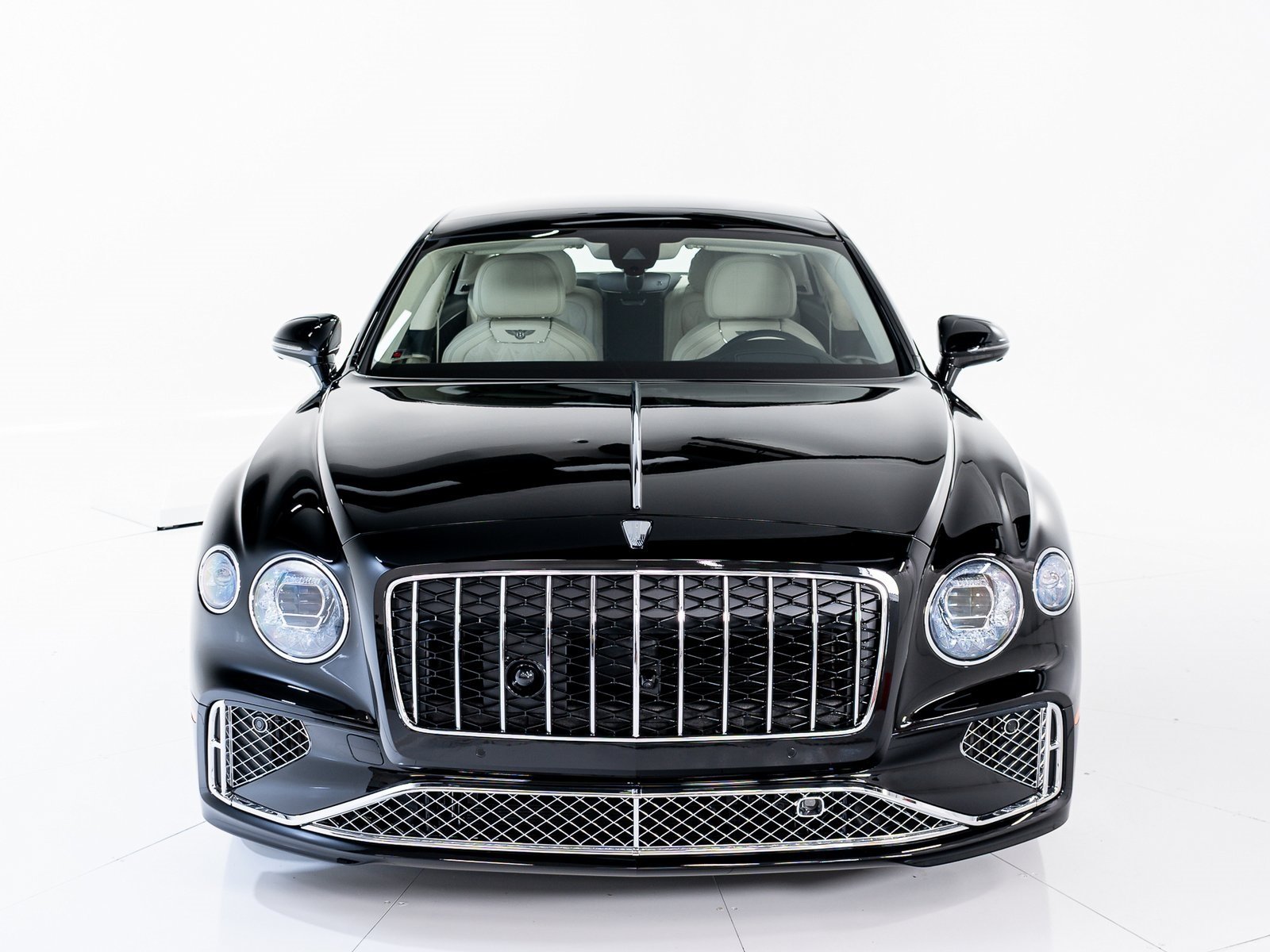 2026 Bentley Flying Spur Azure photo 3