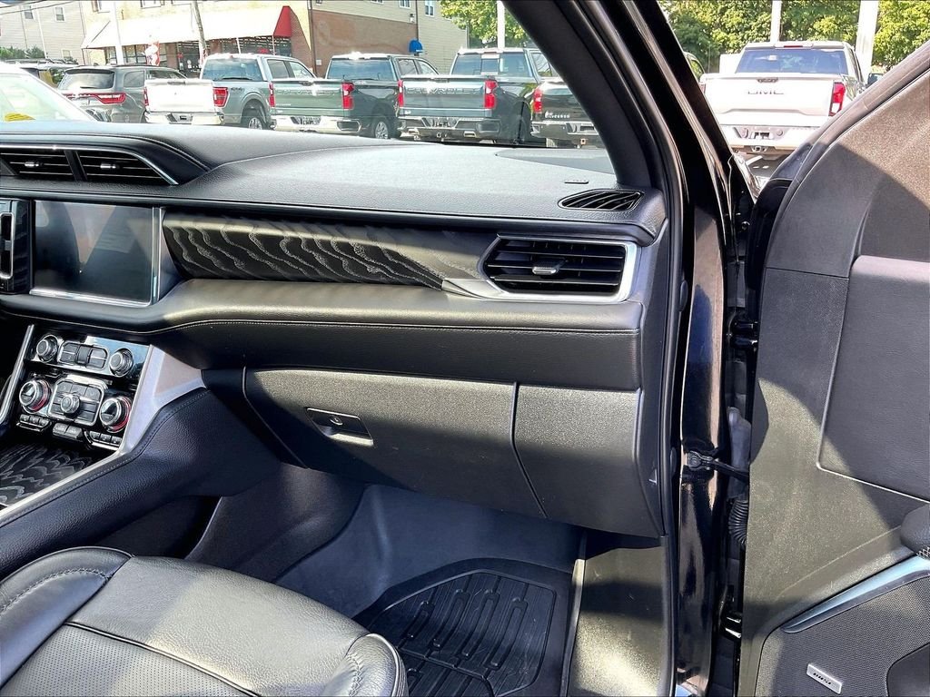 Used 2023 Black GMC Denali image 13