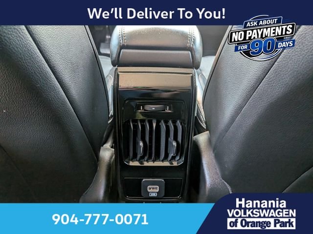 Used 2022 Silver Jeep Limited image 15