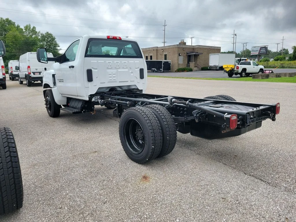 Used 2023 White Chevrolet Work Truck image 5