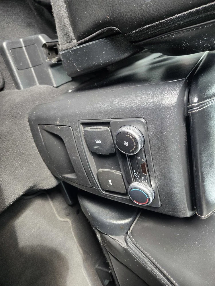 Used 2023  Ford XLT image 28