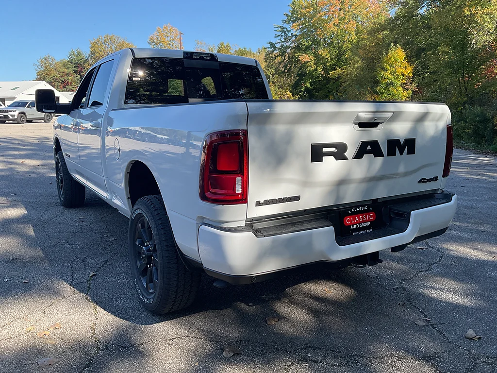 New 2027 Bright White Clear-Coat Exterior Paint RAM Laramie image 7
