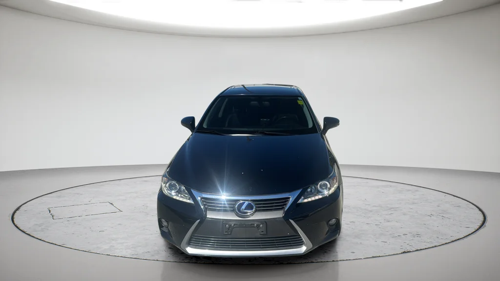 Used 2014 Black Lexus 200h image 14