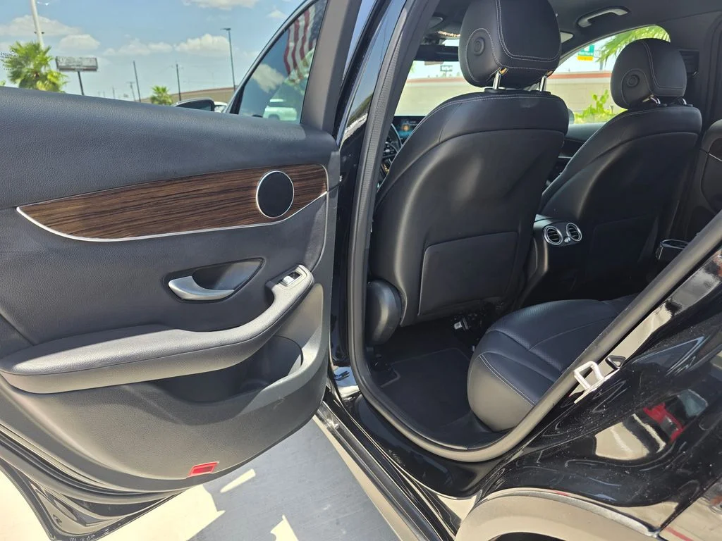 Used 2021 Black Mercedes-Benz GLC 300 image 12