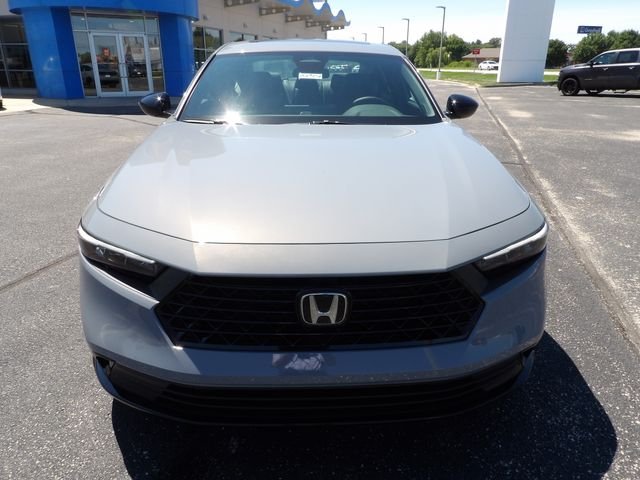 New 2026 Urban Gray Pearl Honda Sport-L image 2