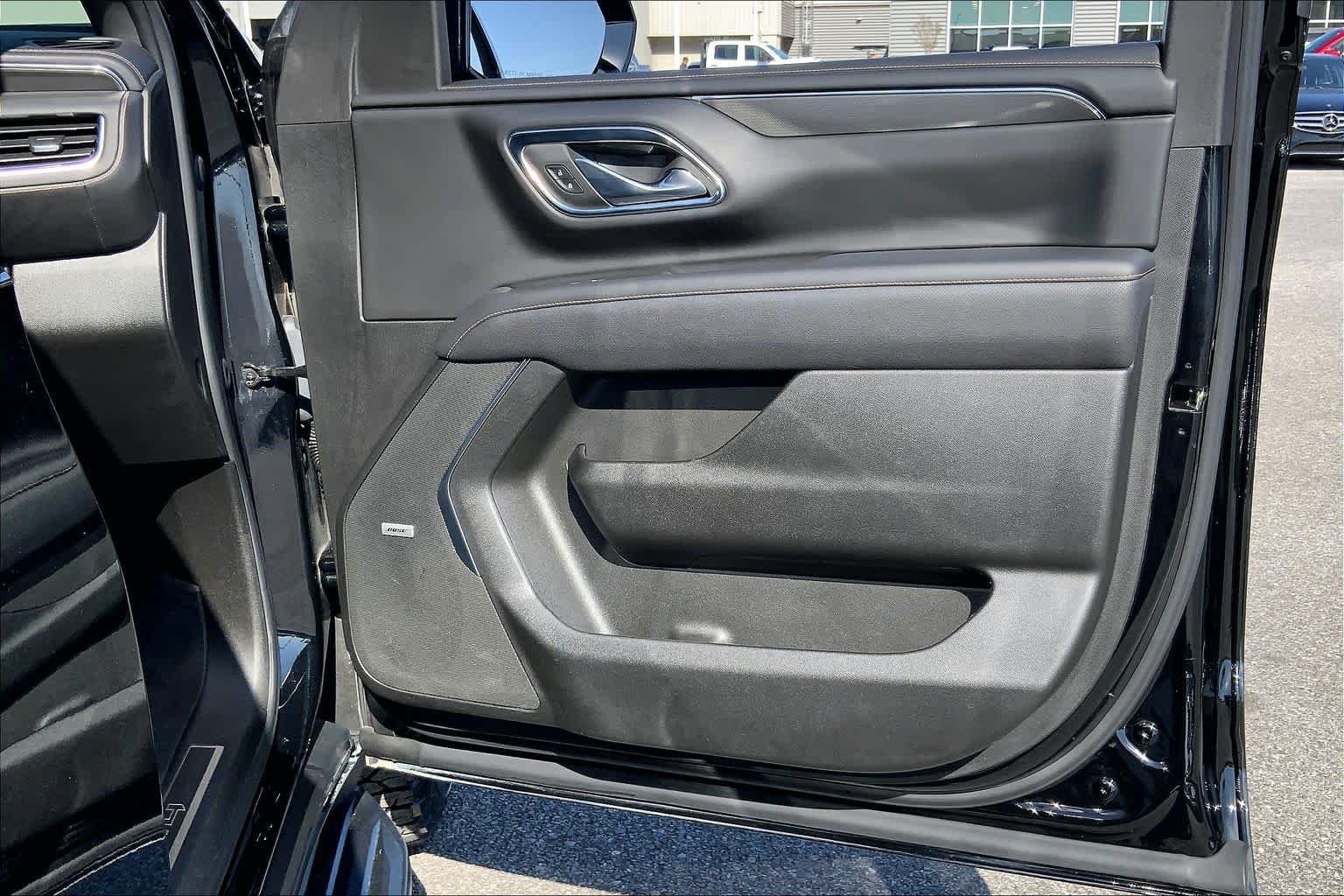Used 2023 Onyx Black GMC AT4 image 38