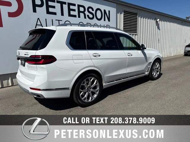 Used 2026 White BMW xDrive40i image 4