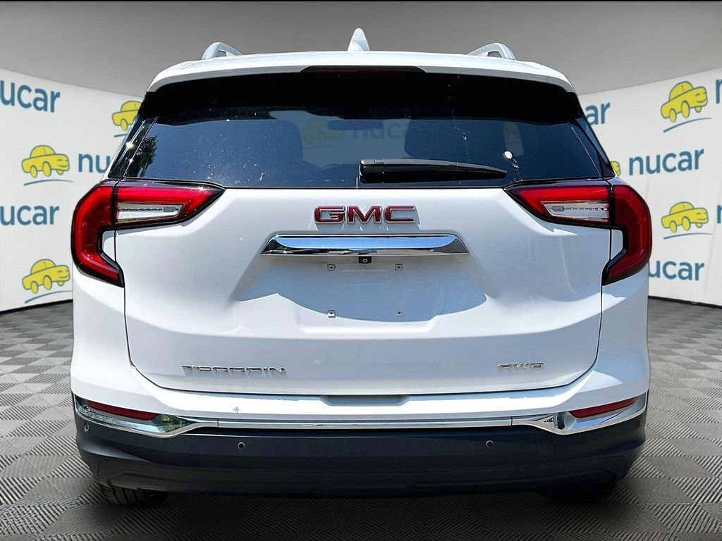 Used 2023 White GMC SLT image 6