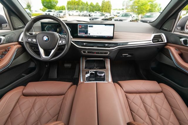 Certified Used 2024 Mineral White Metallic BMW xDrive40i image 14