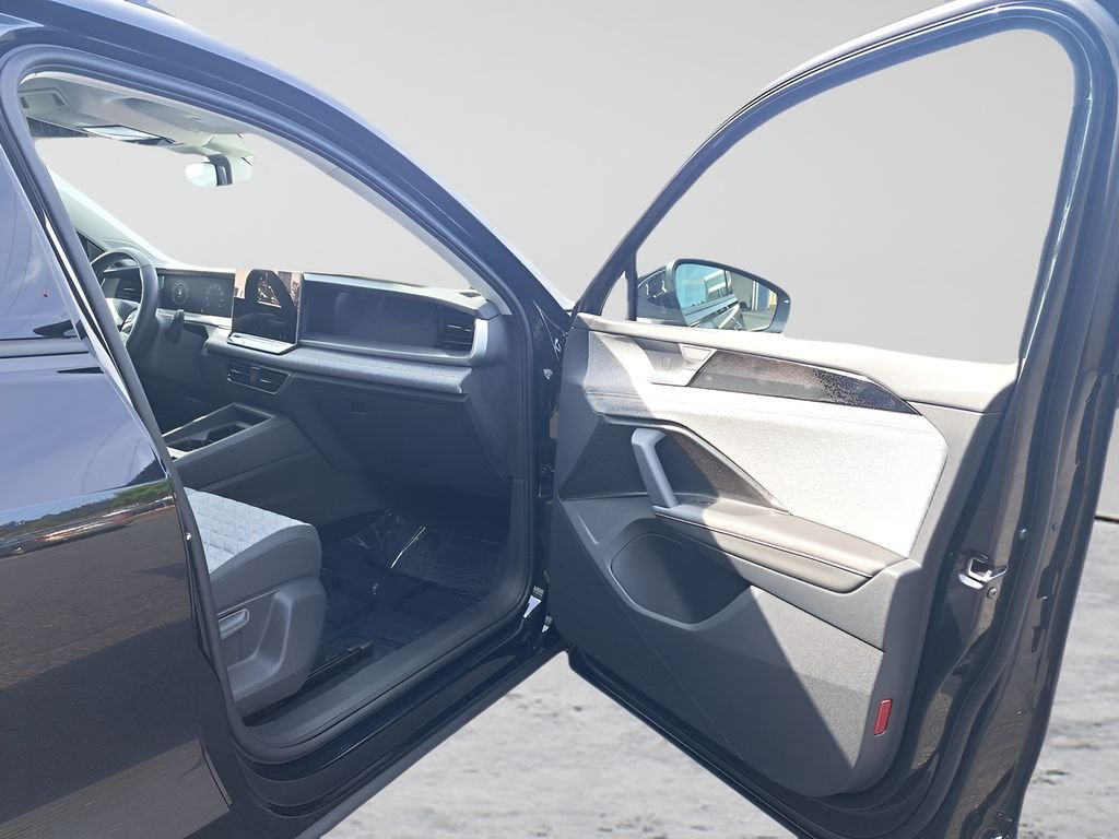 New 2026 Black Volkswagen 2.0T S image 17