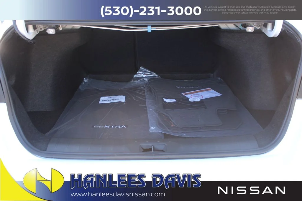 New 2026 Aspen White TriCoat Nissan SR image 10