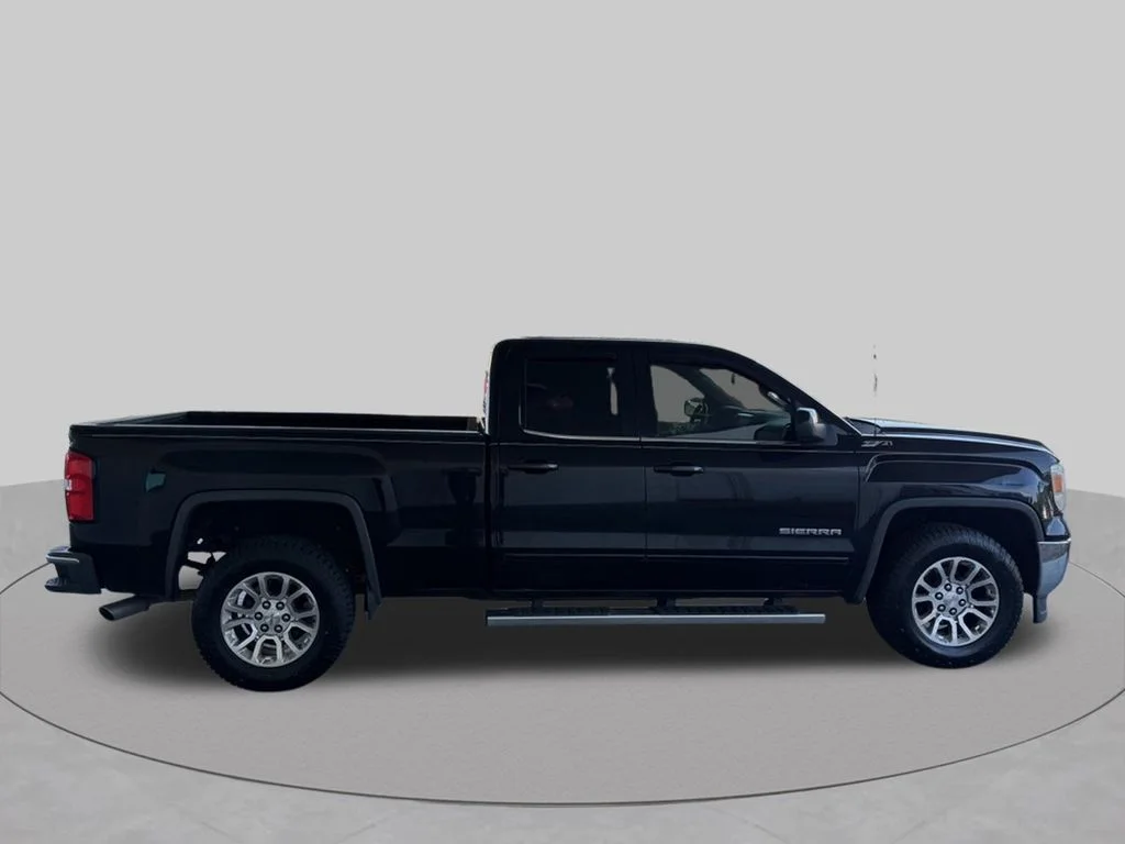 Used 2014 Black GMC SLE image 7