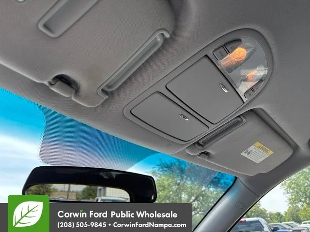 Used 2012 Frost White Pearl Hyundai  image 19