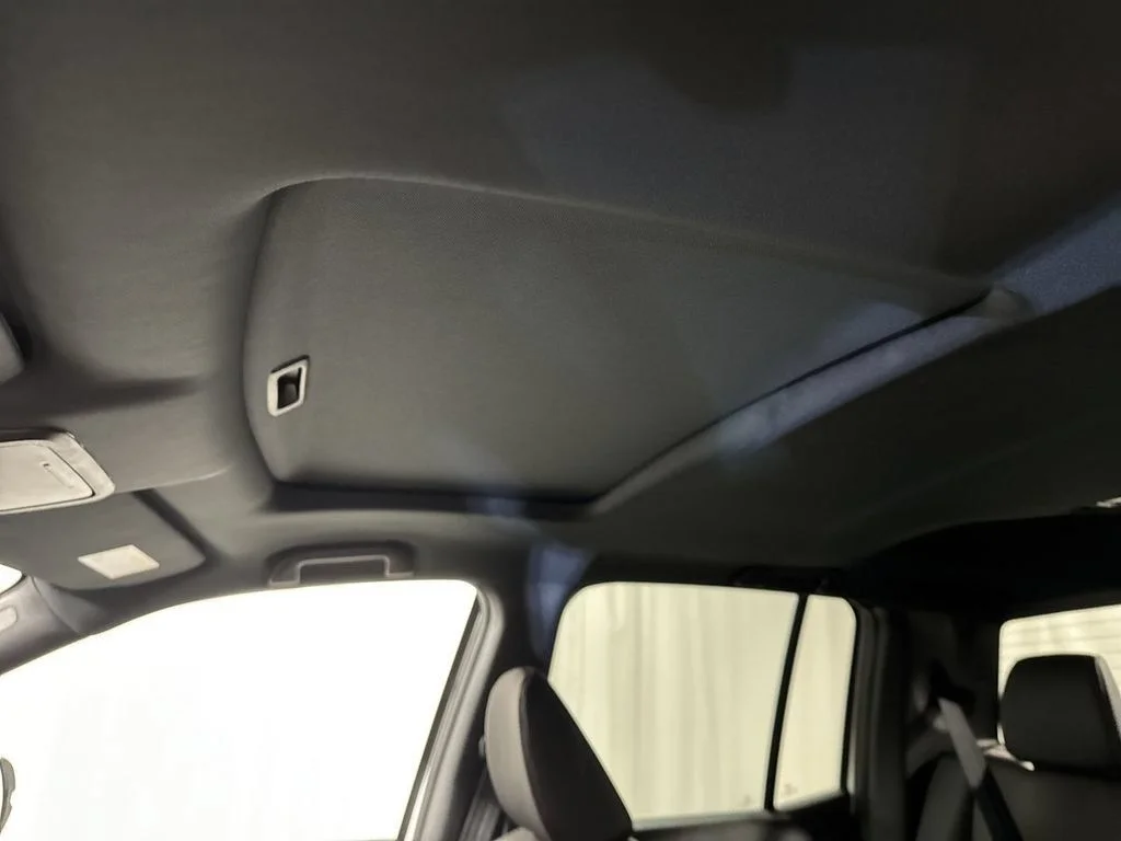 New 2026 Platinum White Pearl Honda Black Edition image 31