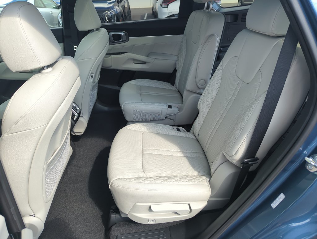 New 2026 Mineral Blue Kia X-Line SX Prestige image 31