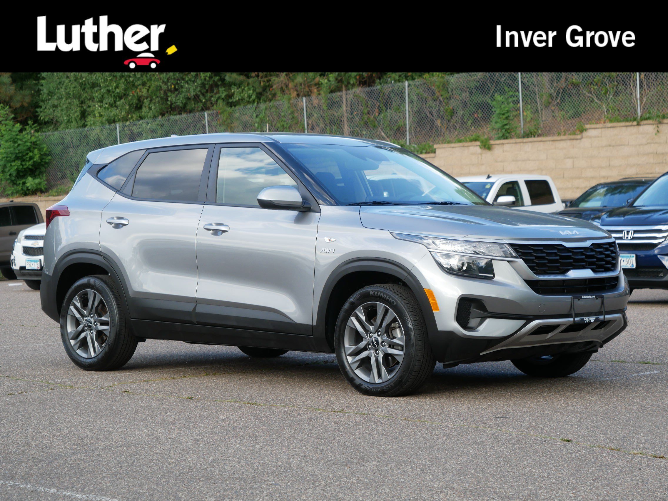 Used 2023 Steel Gray Kia LX image 1