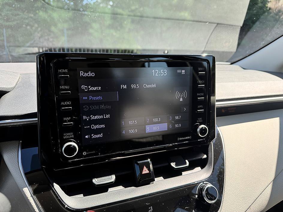 Used 2022 Blueprint Toyota LE image 19