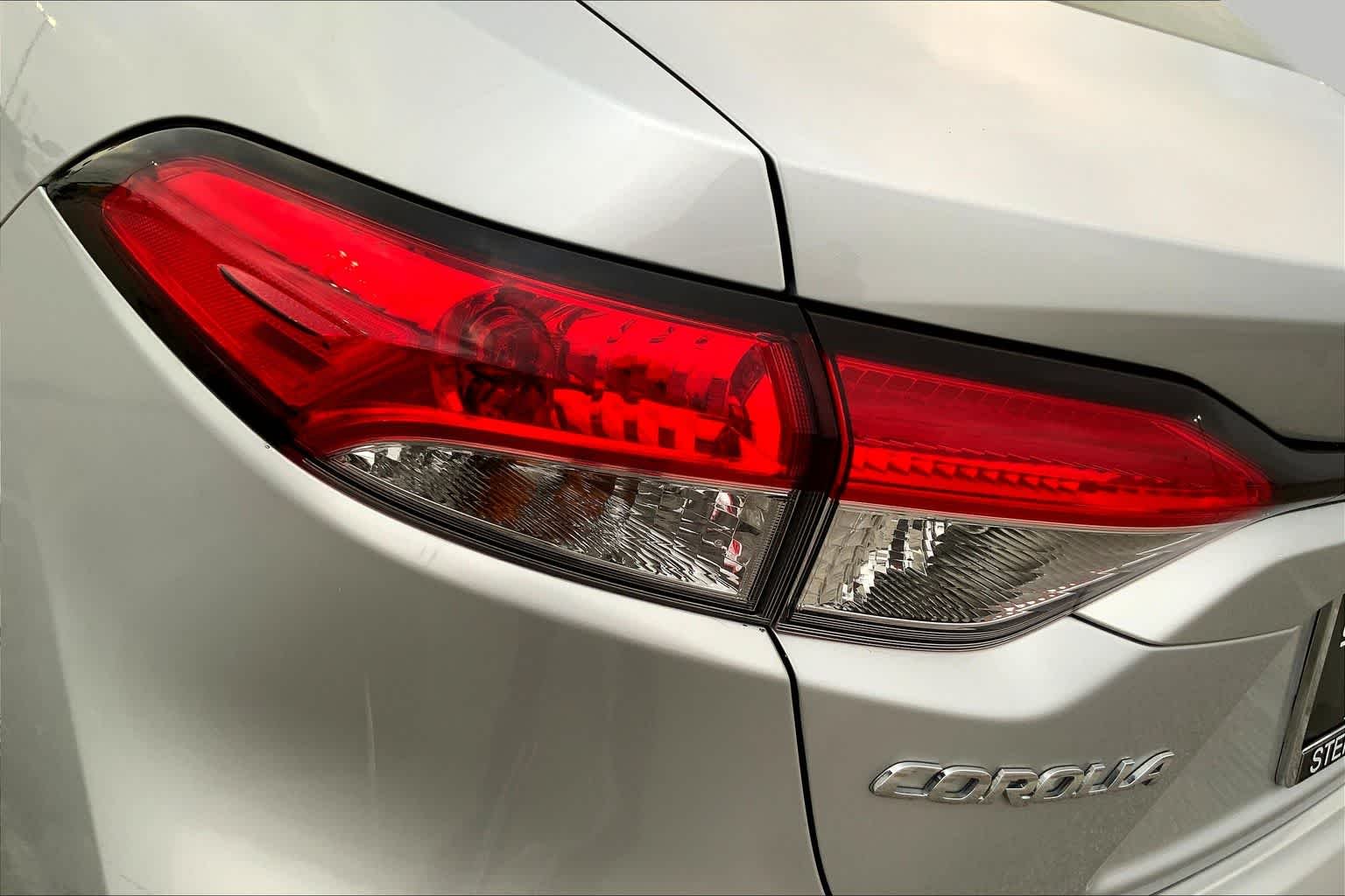 Used 2023 Classic Silver Metallic Toyota LE image 27