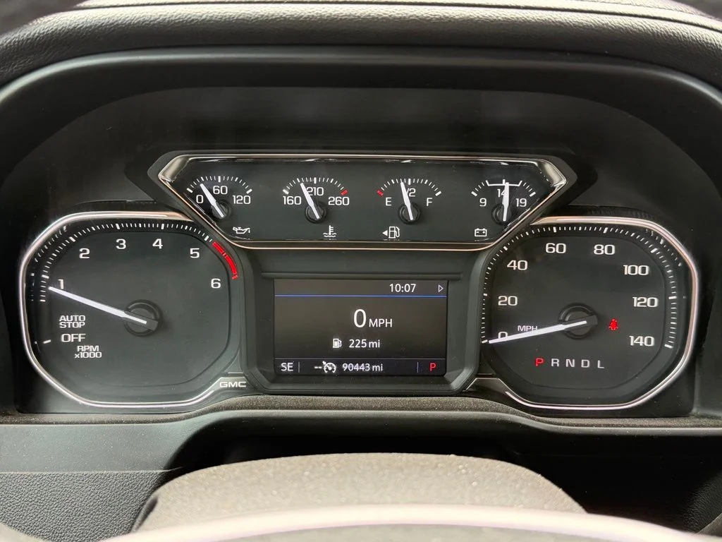 Used 2021 Silver GMC SLE image 16