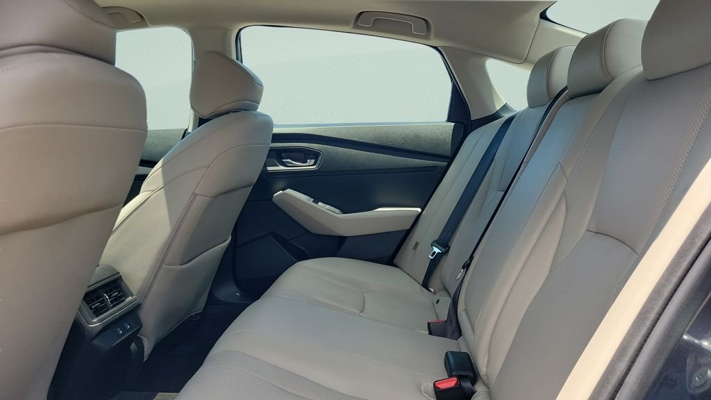 Used 2025 Gray Honda EX-L image 10
